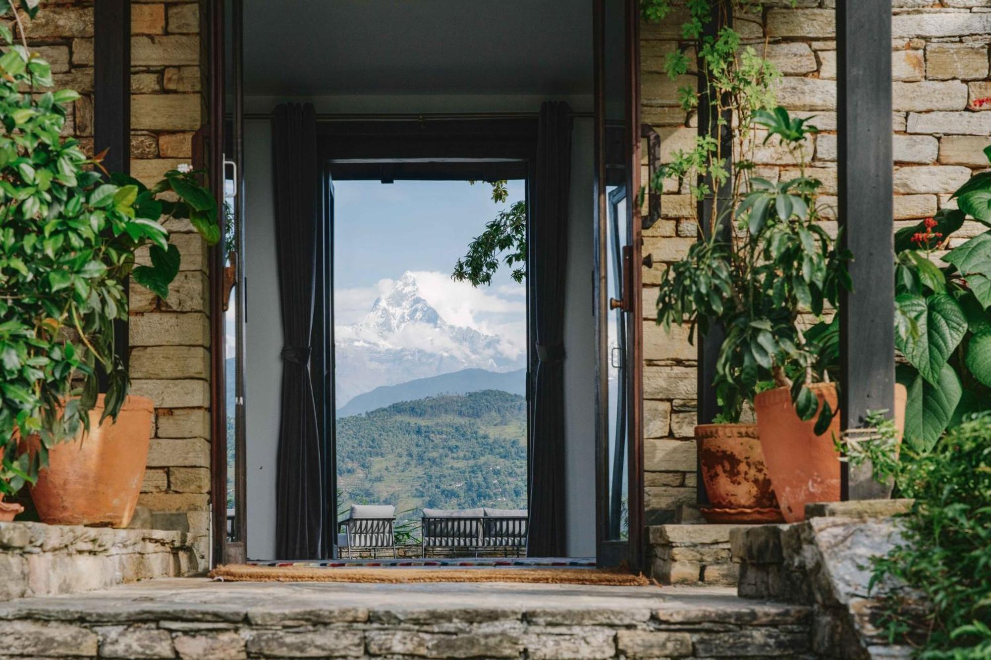 Tiger Mountain Pokhara Lodge Exterior foto