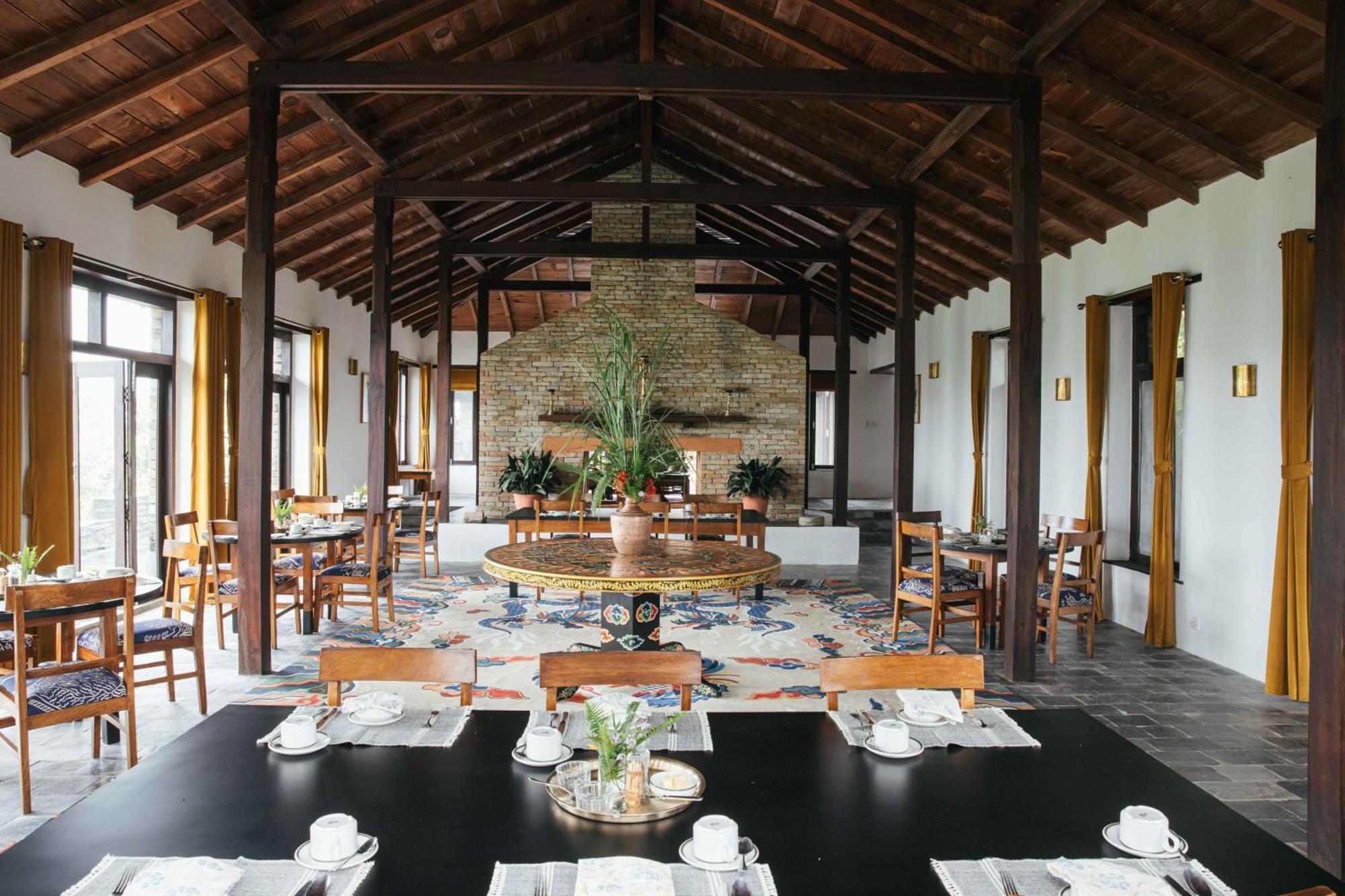 Tiger Mountain Pokhara Lodge Exterior foto