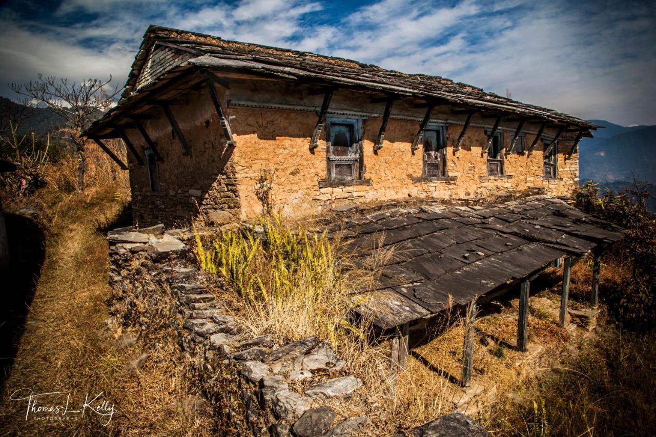 Tiger Mountain Pokhara Lodge Exterior foto
